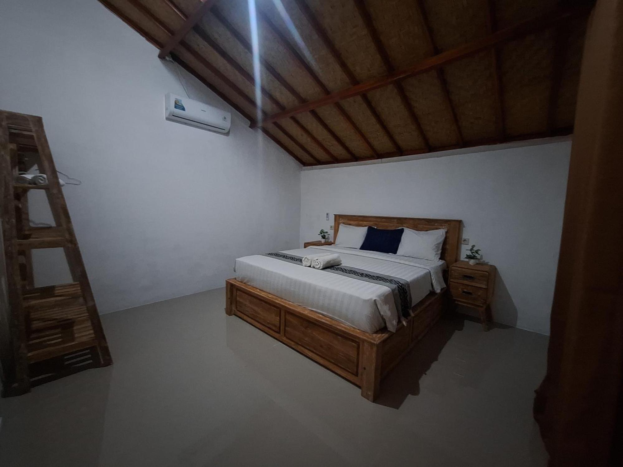 Jingga Home Penida Toyapakeh Room photo